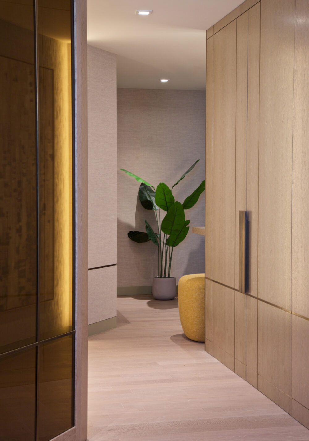 Curated visual reference: Visual Reference: West End Green Apartment